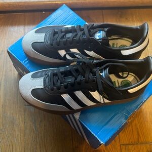 Adidas Men's Black, Gray, and White Sneakers